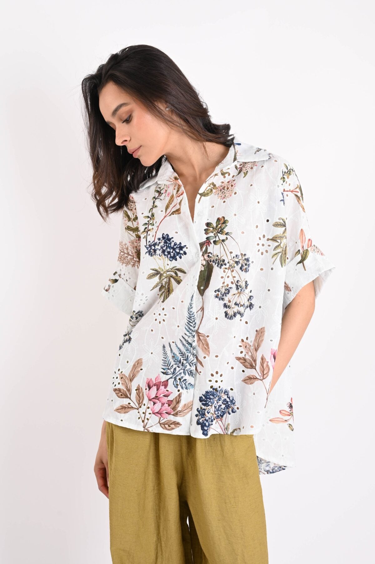 Camicia in Sangallo Asimmetrica con Stampa Floreale – Made in Italy