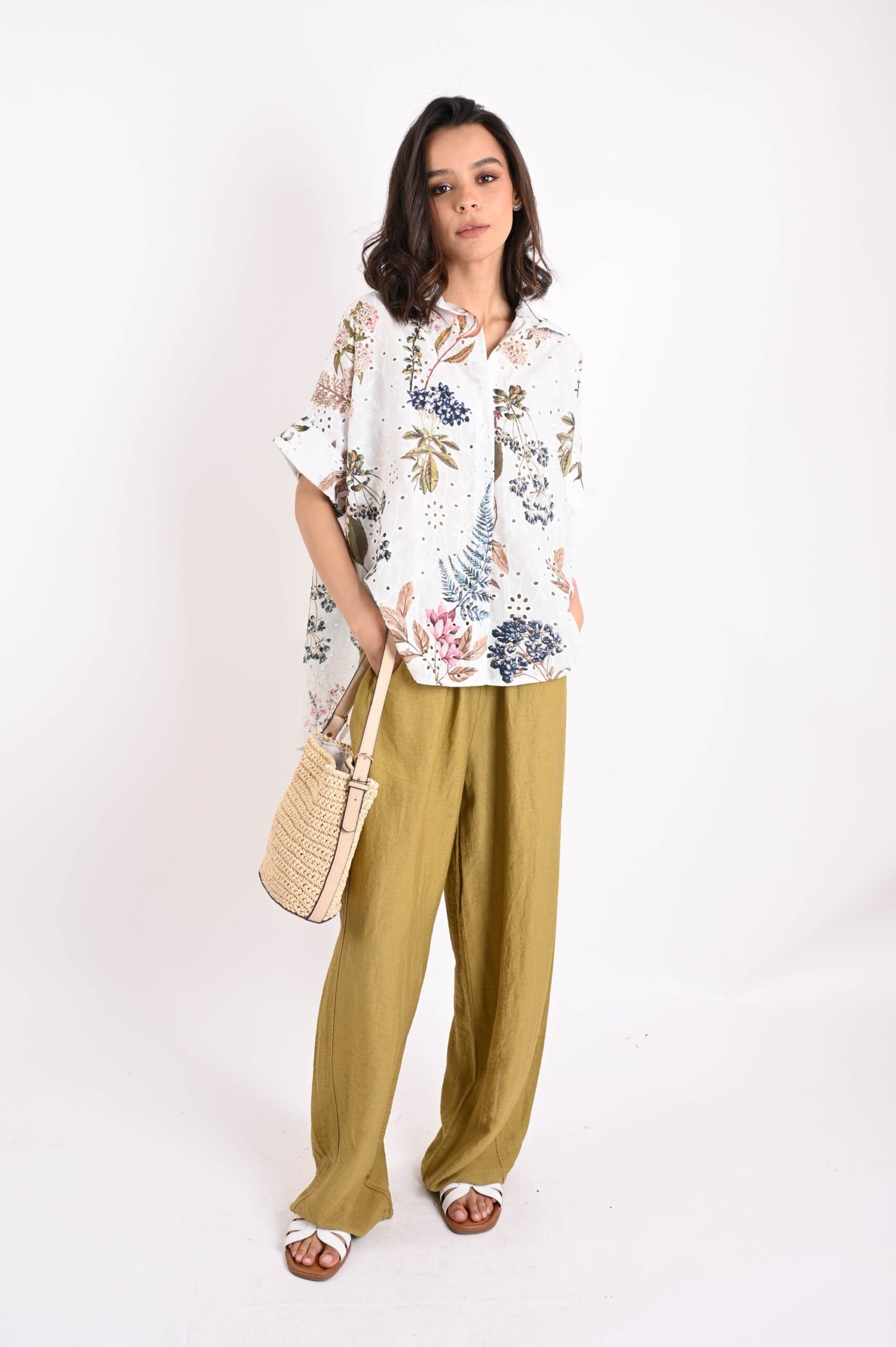 Camicia in Sangallo Asimmetrica con Stampa Floreale – Made in Italy