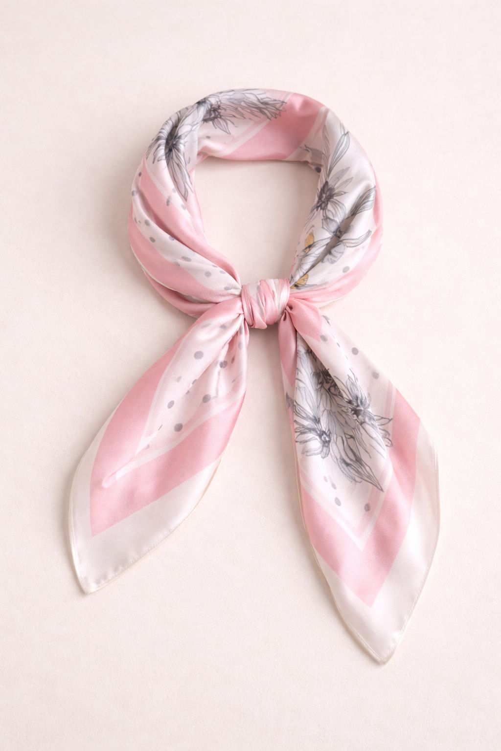 Foulard Donna Fantasia Rosa – Accessorio Elegante Filù