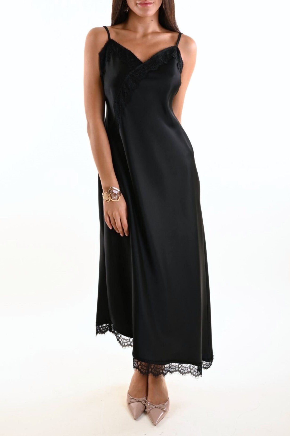 Lory – Abito Lungo Satinato con Pizzo