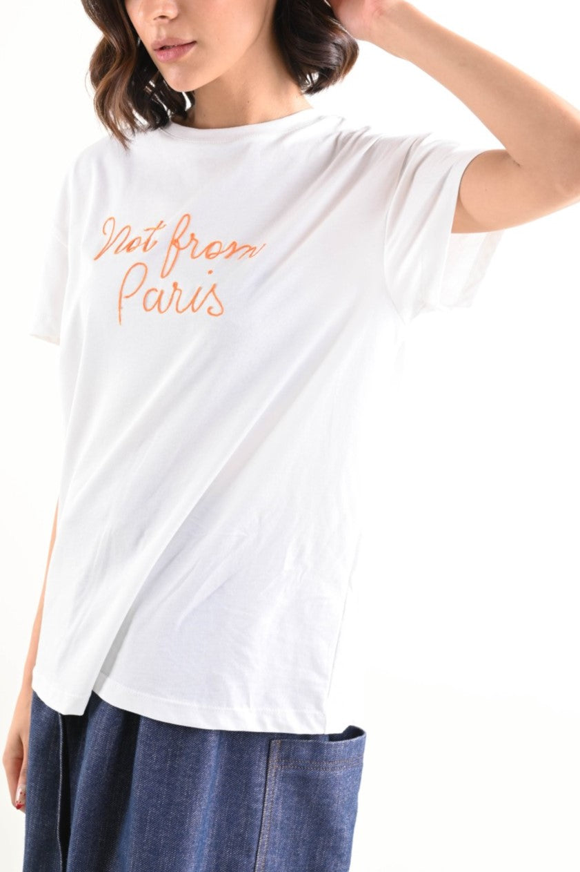 T-SHIRT PARIS – T-SHIRT CON SCRITTA RICAMATA “NOT FROM PARIS”